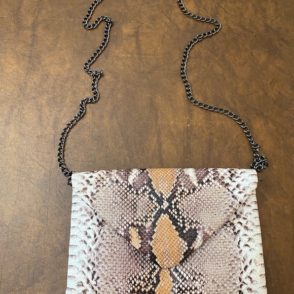 A New Day Faux Snakeskin Pattern Chain Shoulder Bag - Picture 2 of 6